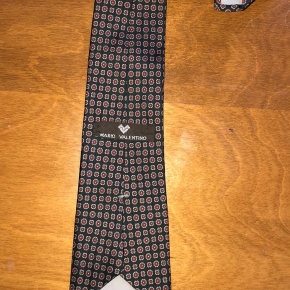 Mario Valentino tie - Picture 2 of 2
